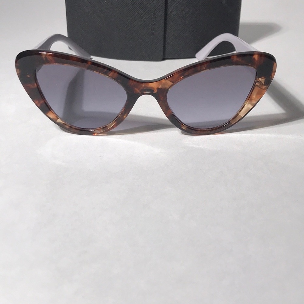 New Authentic PRADA Sunglasses – SPR 13Y 07R-08I - Picture 6 of 16